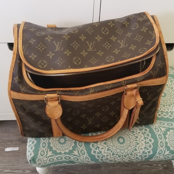 louis vuitton sac chien 50